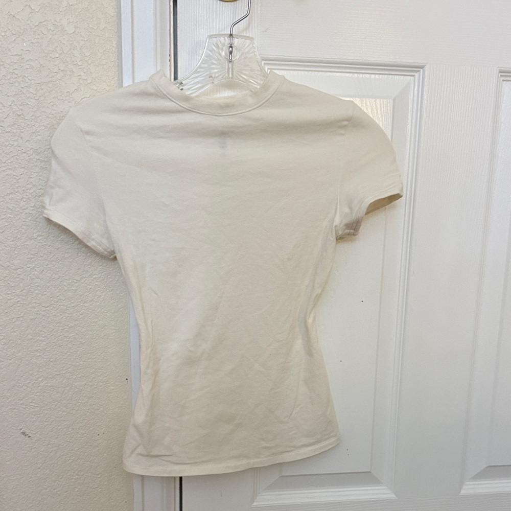 SKIMS Cream Short Sleeve Tee